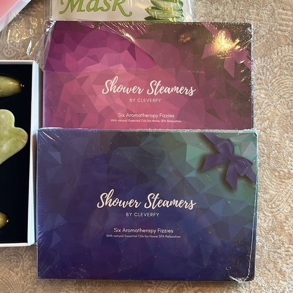Brand New Spa Bundle Shower Steamers Foot Peel Masks Jade Roller Eyebrow Stencil - Picture 2 of 13